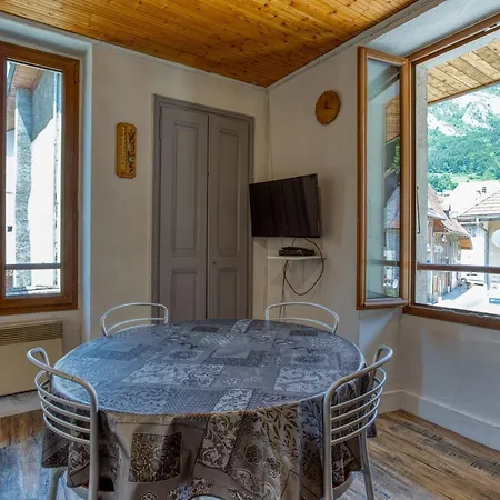 Сasa de vacaciones Maison De Village A St Pierre D'entremont